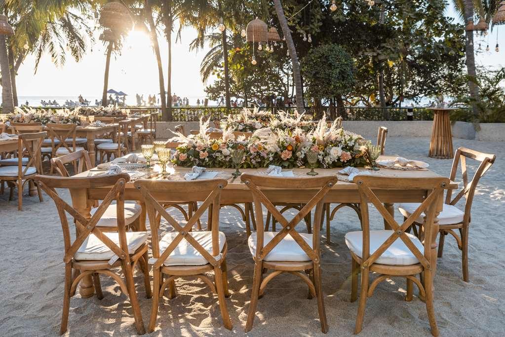 Hotel Hilton Santa Marta Restaurant photo