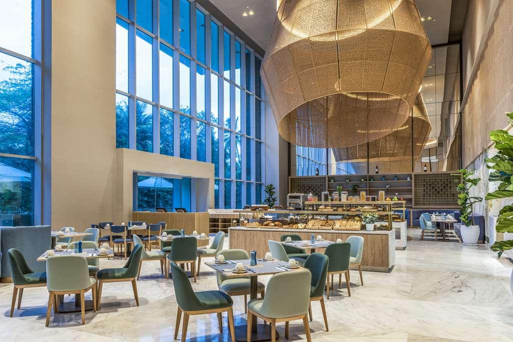 Hotel Hilton Santa Marta Restaurant photo